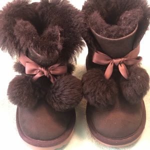 Ugg Gita boots girls